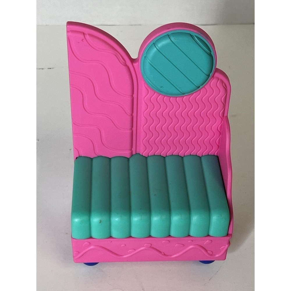 LOL SURPRISE OMG DOLL HOUSE REPLACEMENT PART DINING ROOM BOOTH CHAIR Pink